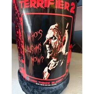 Plush Throw Blanket - Terrifier 2 - Art The Clown